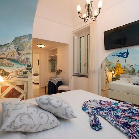 Aparthotel Antica Repubblica In Amalfi Center At 100Mt From The Sea Bagian luar foto