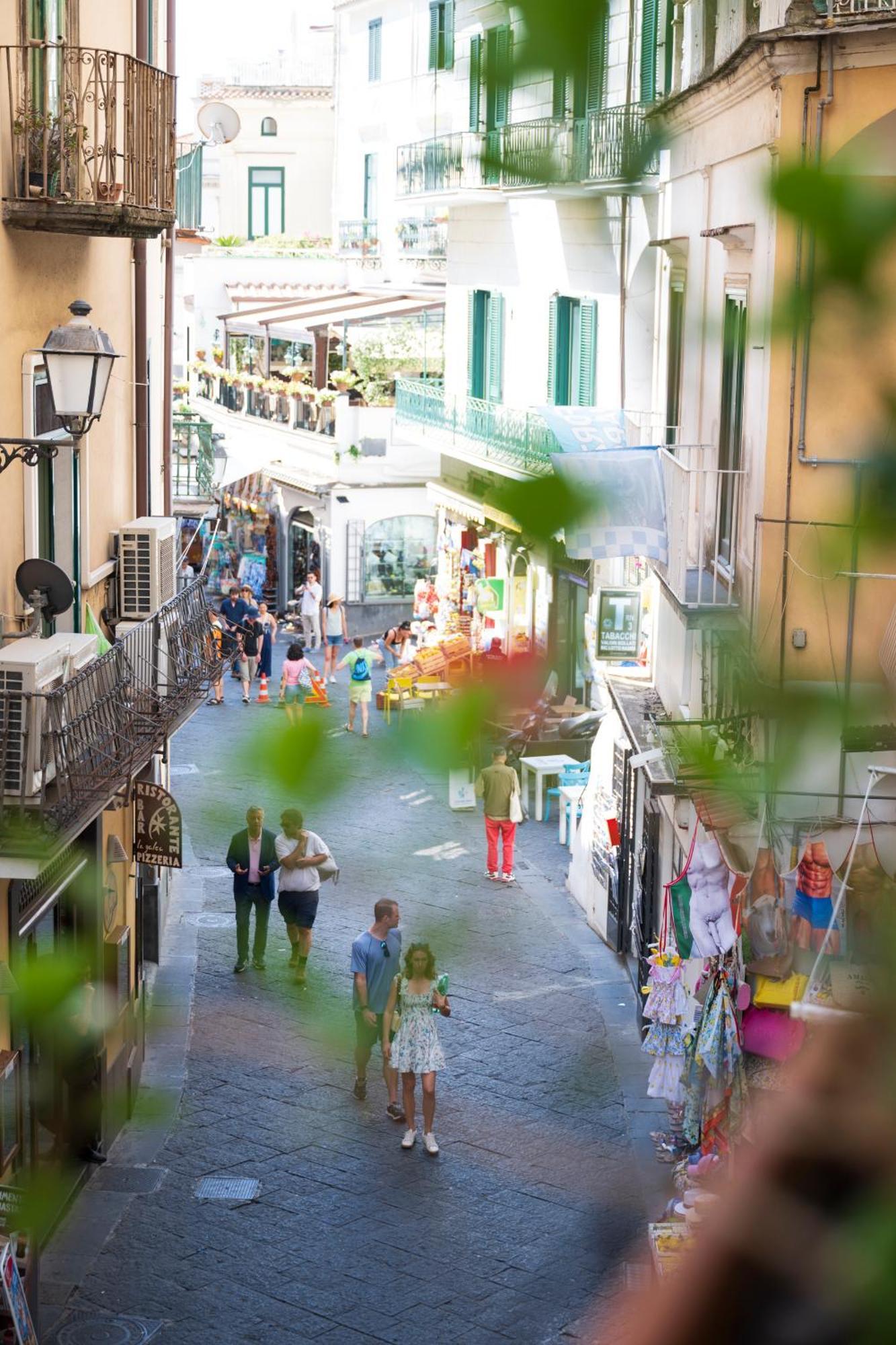 Aparthotel Antica Repubblica In Amalfi Center At 100Mt From The Sea Bagian luar foto