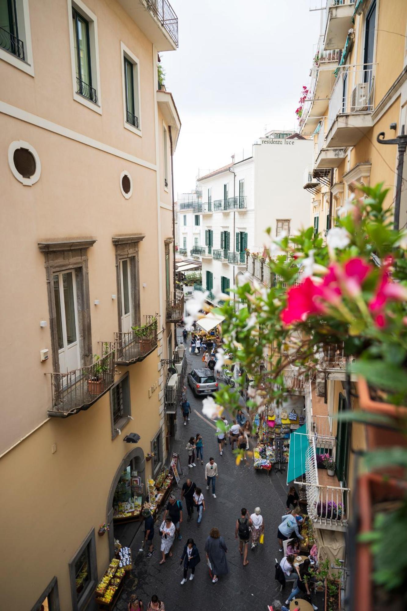 Aparthotel Antica Repubblica In Amalfi Center At 100Mt From The Sea Bagian luar foto